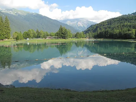 Mountain reflections at Lacs aux Dames in Samoëns