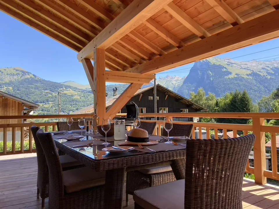 Chalet APASSION: the dining area
