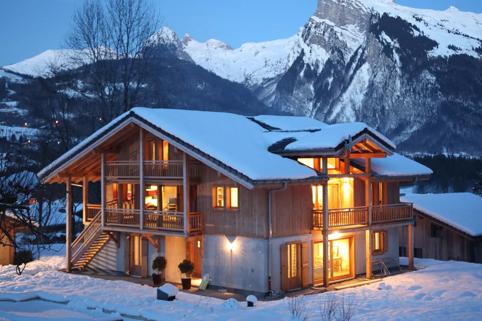 Chalet Brio: the chalet from outside