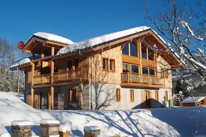Chalet Brio: the chalet from outside, another view